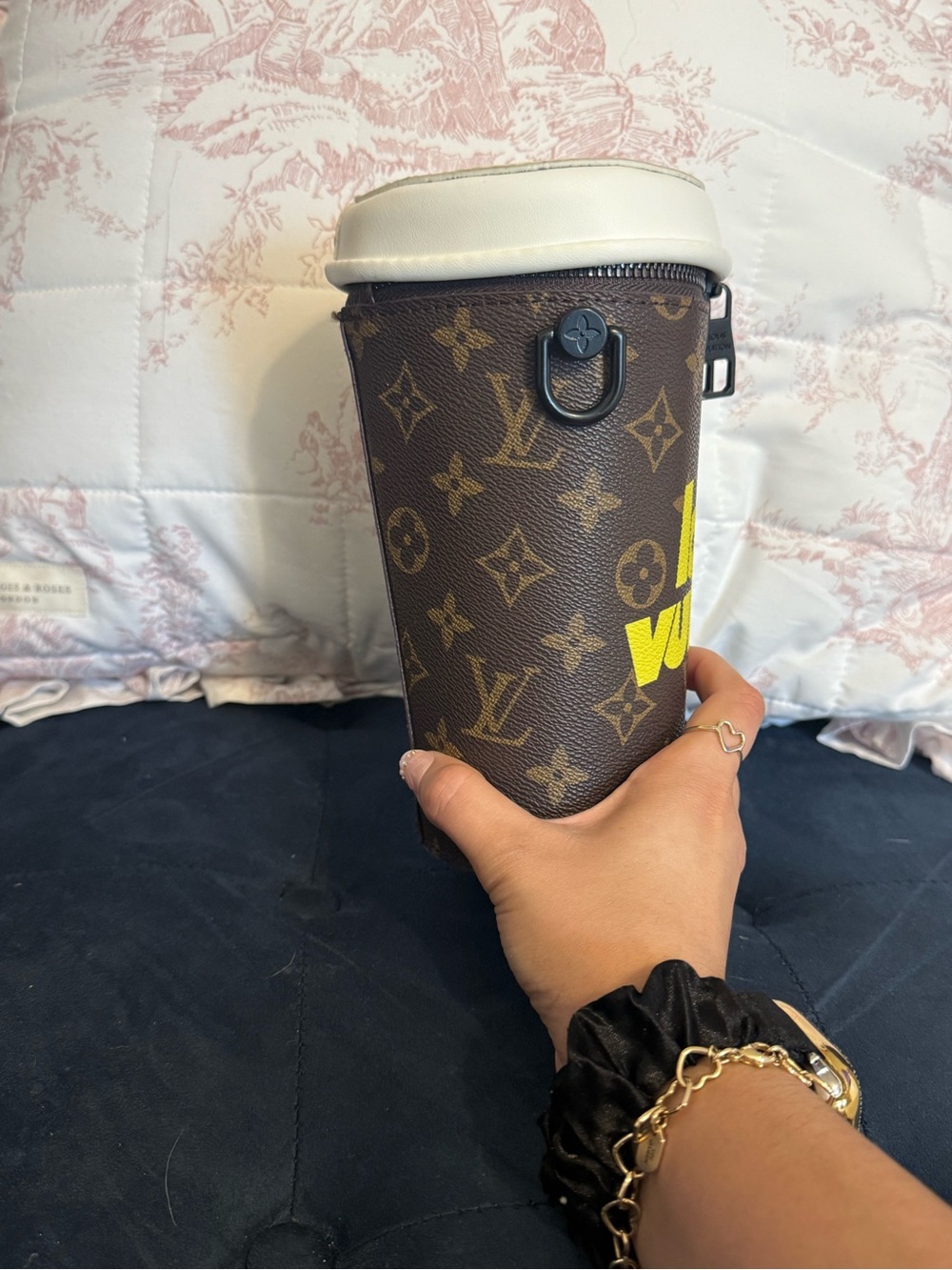 Fashion LV Coffee Bag - Picture 4 of 11
